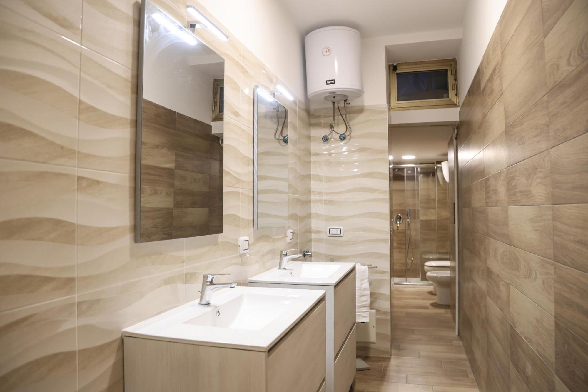 King Ladislao Apartment By Wonderful Italy Наполи Екстериор снимка